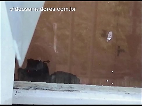 ❤️ Azğın kişi sevgilisini başqa oğlanla izləyir, cütlüyü narahat etmədən sikişmə videosu çəkir ❤️❌ Porn video bizdə