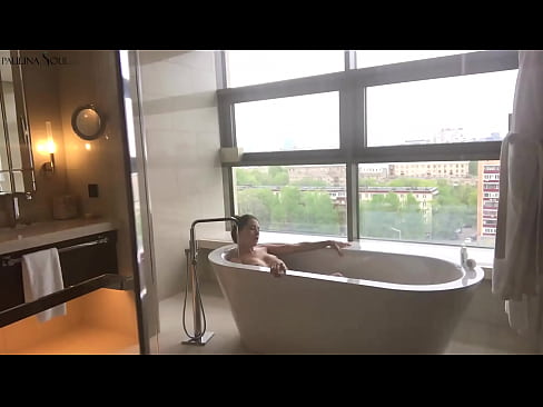 ❤️ Möhtəşəm babe Ehtirasla hamamda öz pişiyini çəkdi ❤️❌ Porn video bizdə